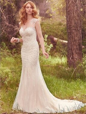Maggie Sottero Petra Gown Ivory Beaded Lace Size 12 Nwt